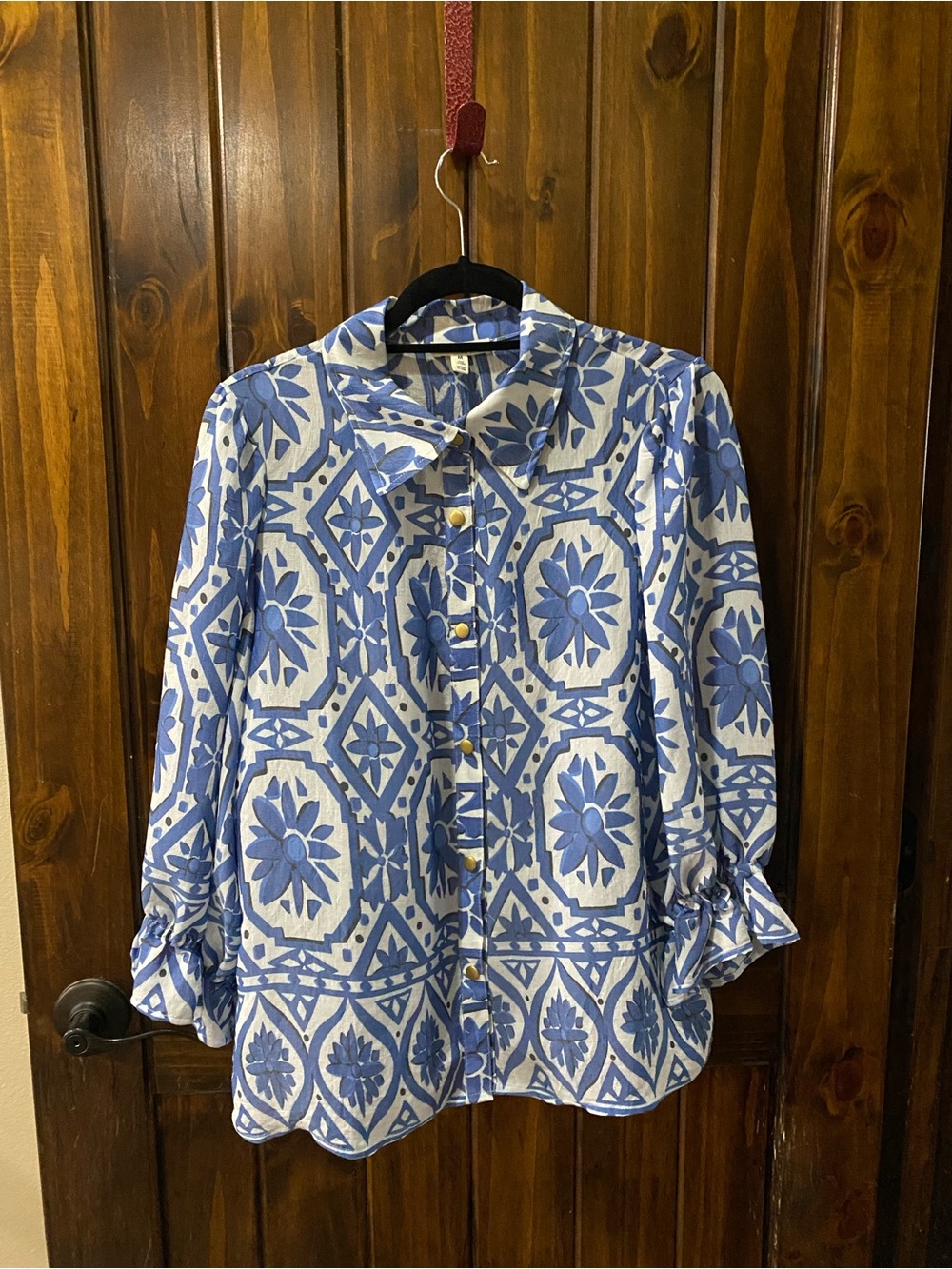 Blue & White Floral-Print Button Front Blouse